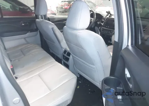 2019 Honda Ridgeline Rtl z USA, uszkodzony, nr VIN 5FPYK3F56KB024977